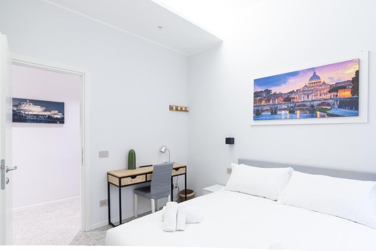 White Home Suite And Rooms Rome Exterior photo