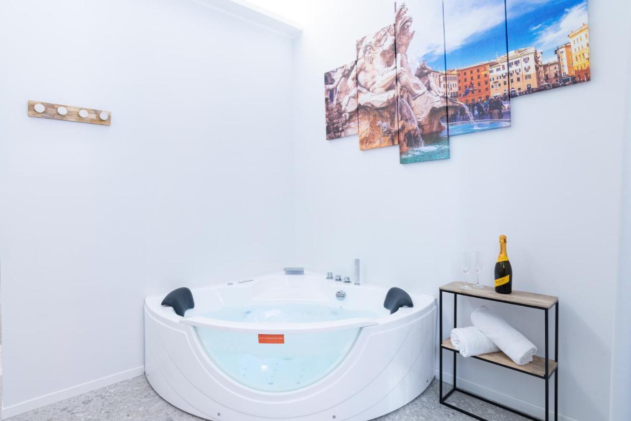 White Home Suite And Rooms Rome Exterior photo